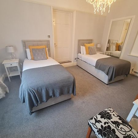 Beaufort Lodge - Central Location & Free Parking Taunton Eksteriør billede