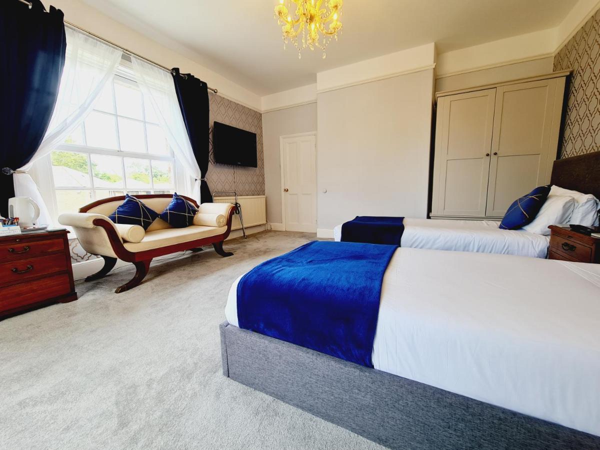 Beaufort Lodge - Central Location & Free Parking Taunton Eksteriør billede