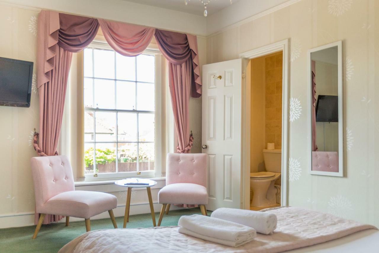 Beaufort Lodge - Central Location & Free Parking Taunton Eksteriør billede